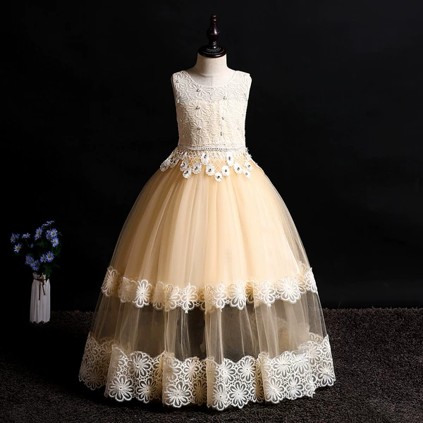 Champagne color