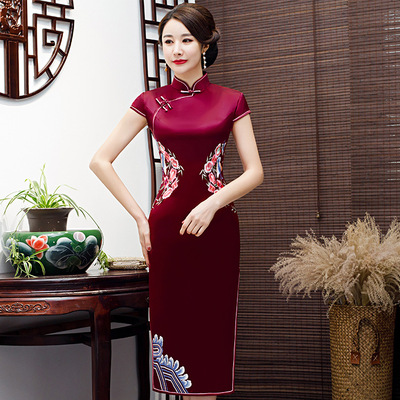Traditional Chinese Dress Qipao Dresses for Women Embroidered cheongsam elegant atmosphere large wedding cheongsam dress