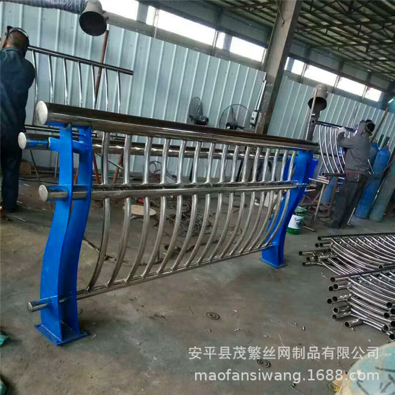 现货城市景观河道灯光桥梁护栏 桥梁夜晚LED灯光工程隔离灯光护栏