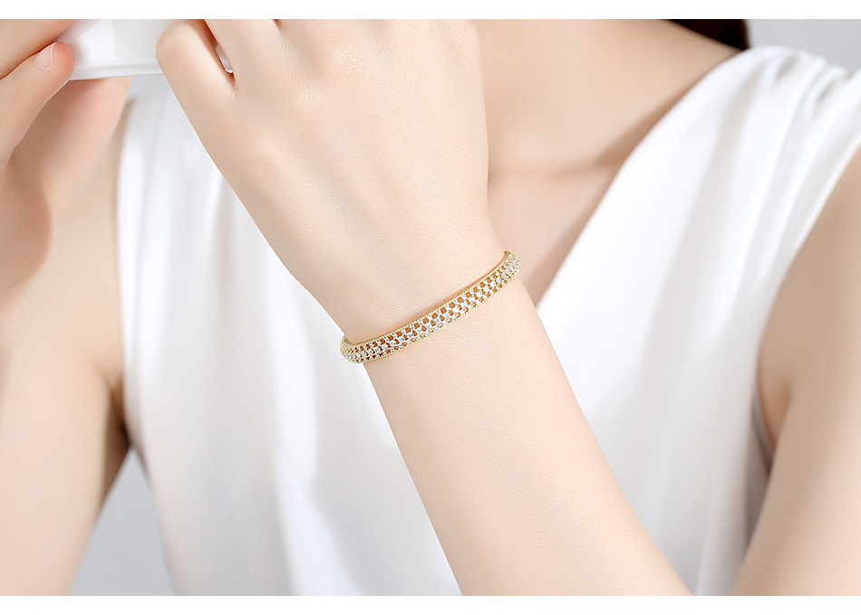 Jinse Lock Heart Armband Mode Persönlichkeit Beliebte Koreanische Version Hohles Einfaches Damen Armband Großhandel Geschenk display picture 3