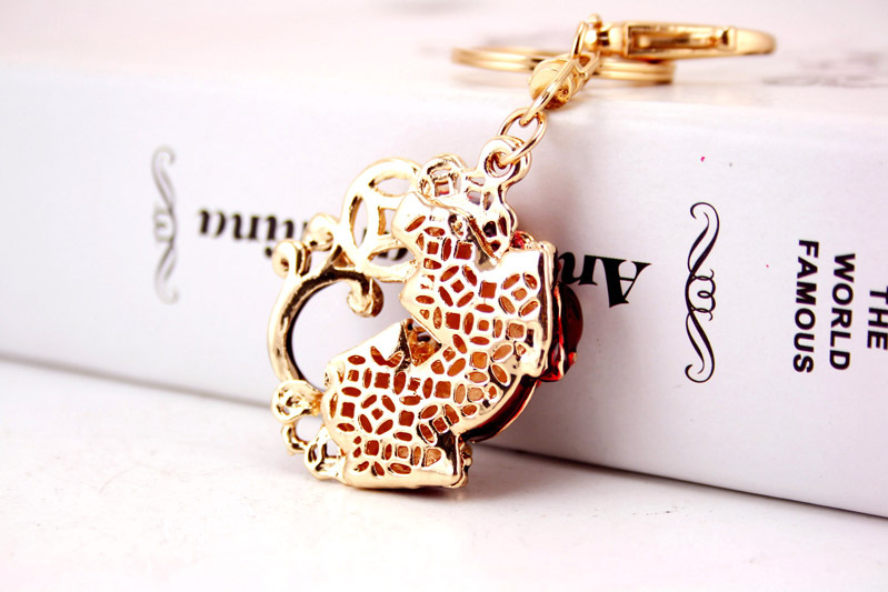 40g Weight Alloy, Metal Material Heart Pattern Unisex Gender Purple, Red, Blue, Gold Color Creative Diamond-studded Crystal Car Keychain 7