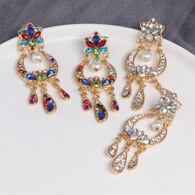 Fashion Baroque Vintage Alloy Fringe Stud Earrings display picture 7