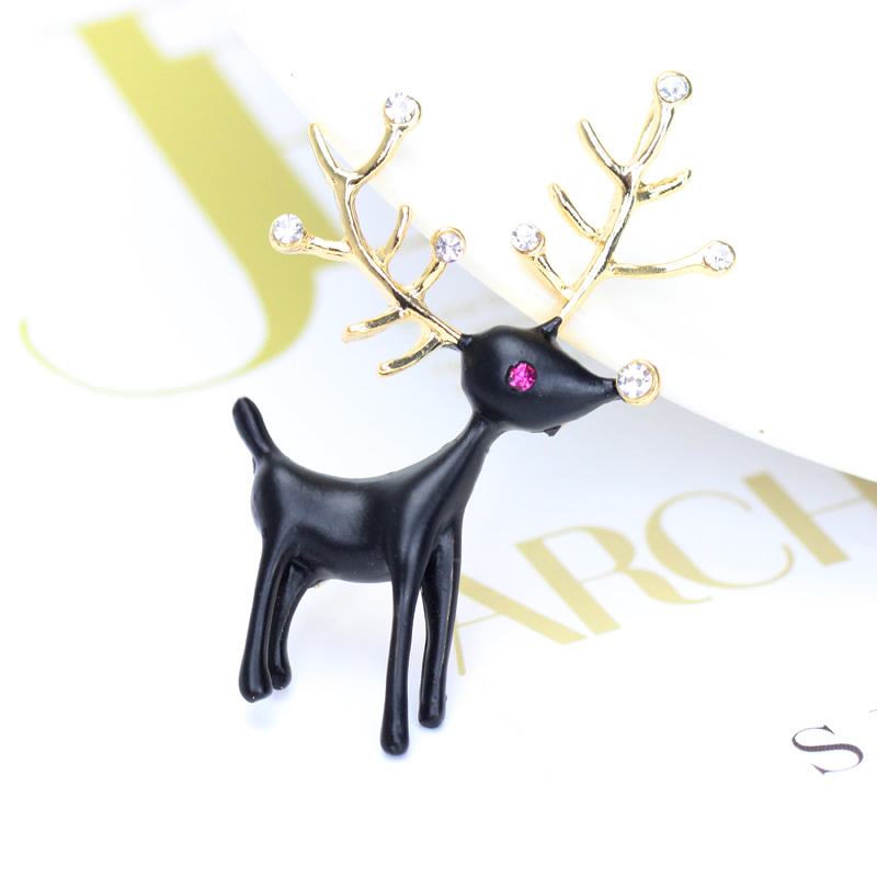 Diamond Fashion Jewelry Deer Diamond Deer Brooch display picture 3