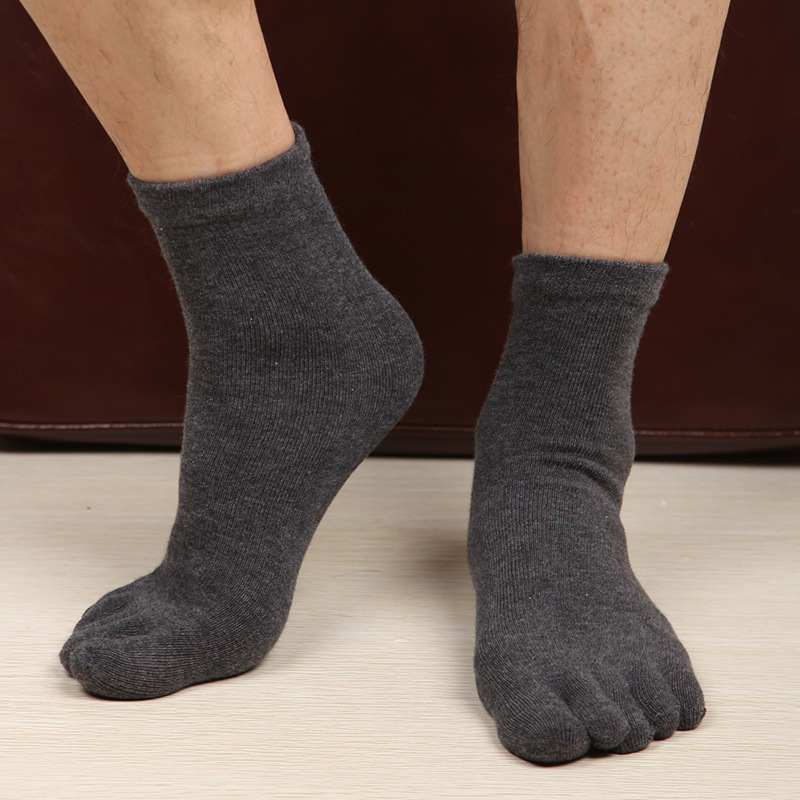 Five finger sock men's cotton business Chinese stockings casual solid color sweat-absorbent warm men's socks part toe sock factory direct sales