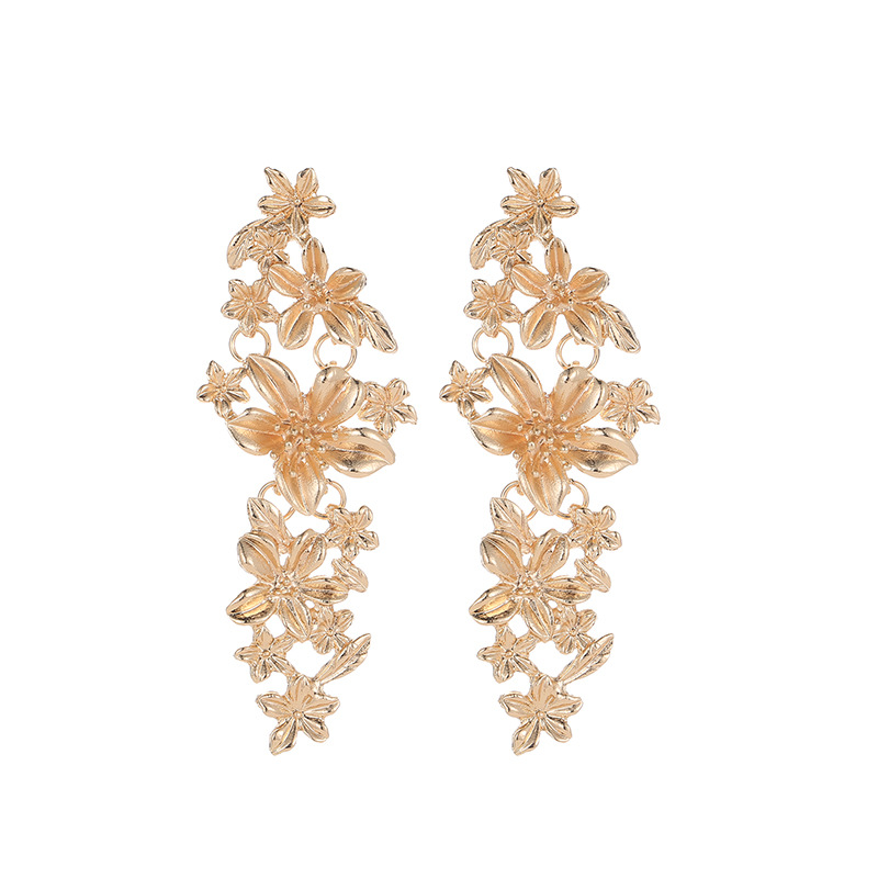 Vente Chaude En Europe Et En Amérique Personnalité Feuille En Forme De Boucles D'oreilles Fleur Fleur Boucles D'oreilles Longues Boucles D'oreilles Femmes Exclusif Pour Croix-frontière display picture 7