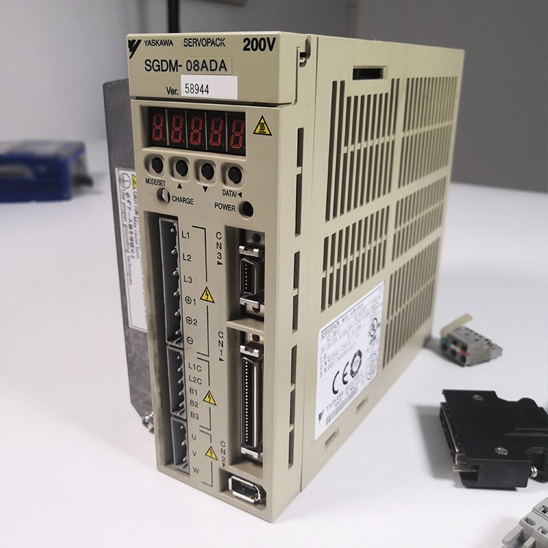 二手驱动器SGDM-08ADA
