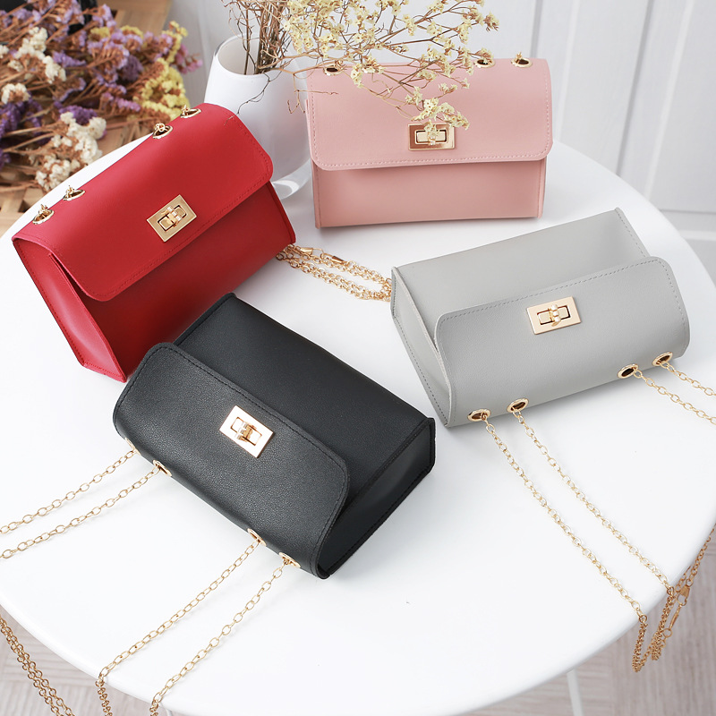 Summer Fashion Texture Simple Chain Small Square Phone Coin Purse Bag display picture 1