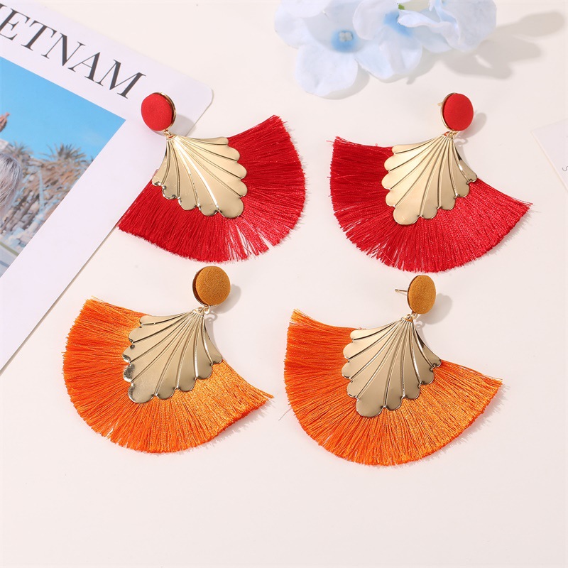 New Earrings Bohemia Fan-shaped Tassel Earrings Fashion Ripple Design Texaggerated Earrings Wholesale Nihaojewelry display picture 4