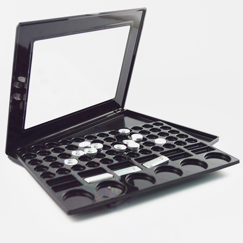 56色眼影塑壳 亮黑带镜化妆品眼影盒塑料 丝印烫印logo 质量稳定