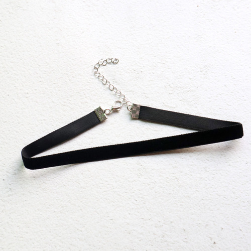 European and American jewelry INS extremely simple style black & red velvet choker choker choker short clavicle chain necklace for women