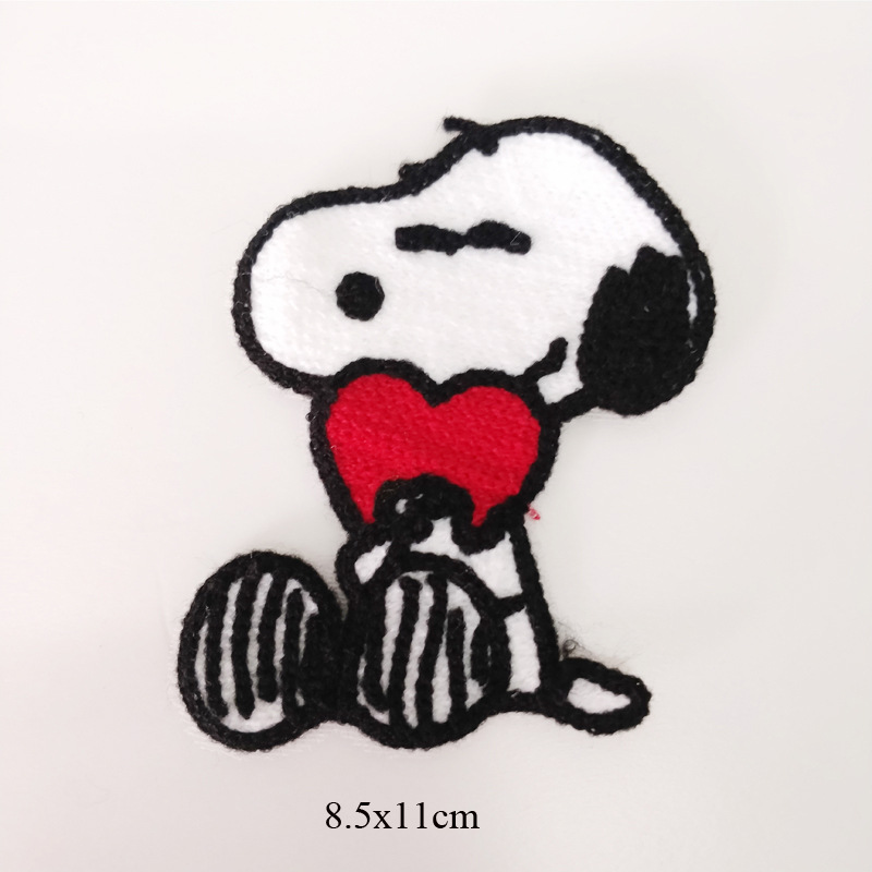 スヌーピー布ステッカー刺繍パッチバッジ子供服アクセサリー穴付きステッカー日本tシャツバッグ装飾diy