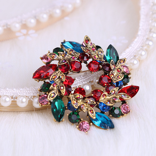 European and American Korean version Bauhinia brooch silk scarf buckle hollow jewelry sample high-end alloy diamond corsage accessories