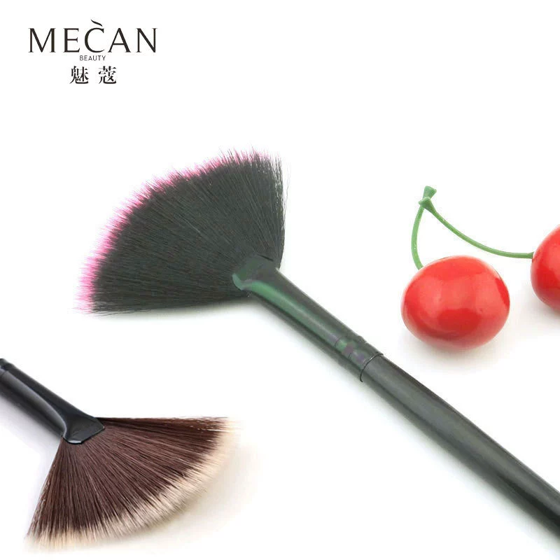 魅蔻 Fiber-bristle fan-shaped makeup brush, loose powder and remaining powder brush, beauty and makeup tools, e-commerce gifts and gifts