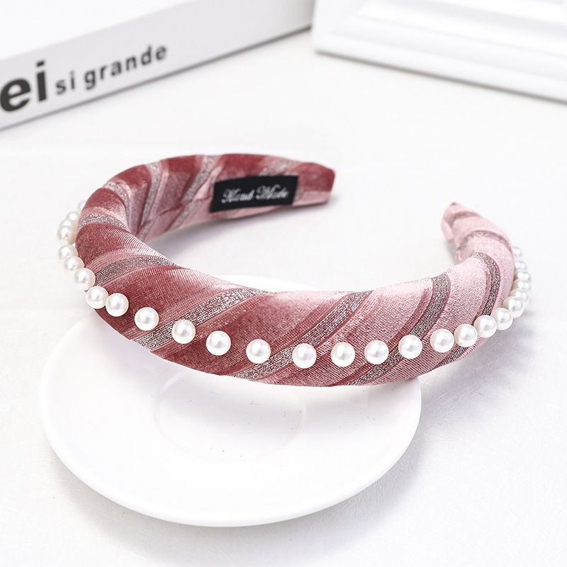 Korean New Style Velvet Sponge Pearl Hair Hoop Headband Solid Color Fabric Hair Accessories display picture 11