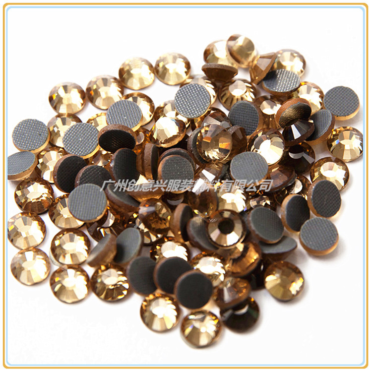 供应烫钻 环保烫钻 SS6-SS30白色韩国环保烫钻 婚纱礼服饰品贴钻