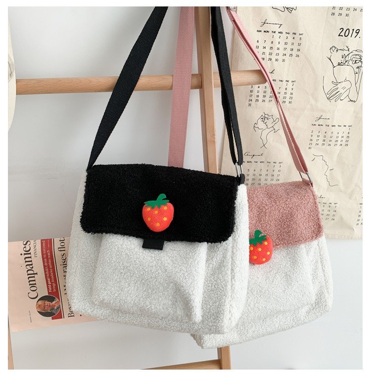 Student Childish Fruit Strawberry Shoulder Bag Girl Chic Wild Messenger Bag display picture 48