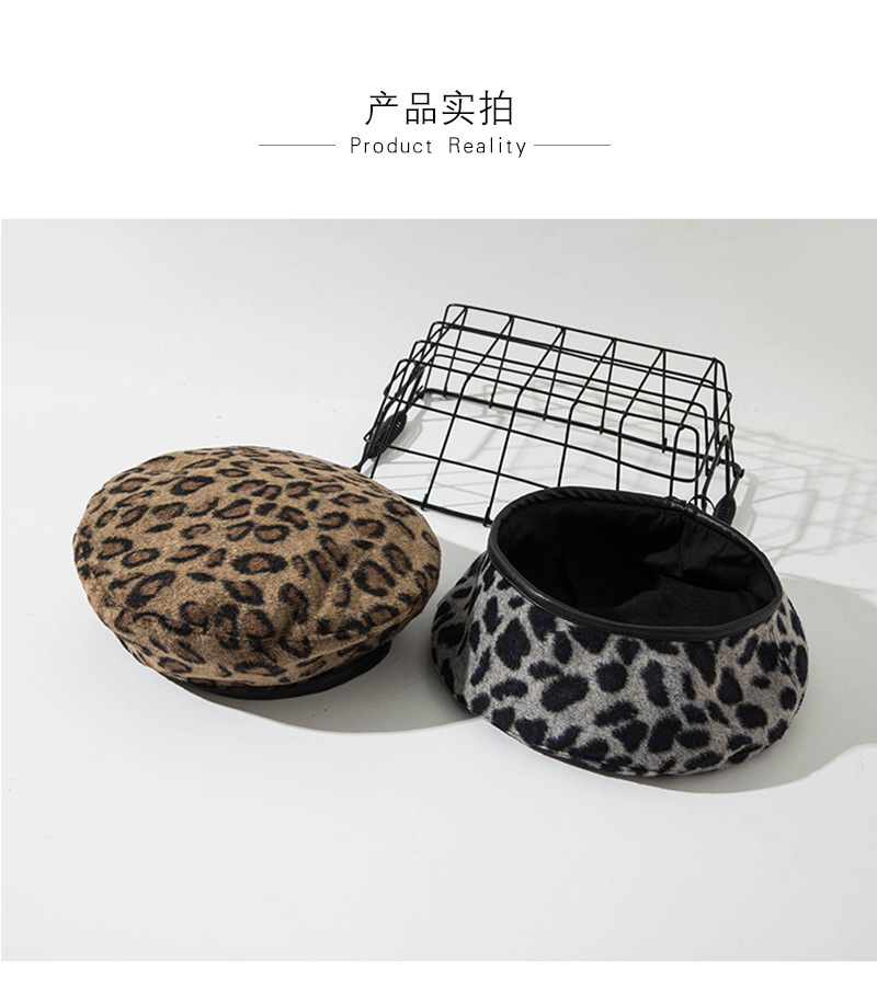 Women's Pastoral Simple Style Leopard Eaveless Beret Hat display picture 11