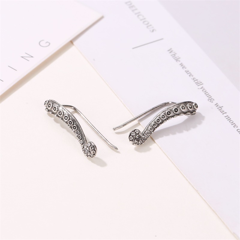 Vintage Octopus Must Earrings Personality Octopus Tentacles Earrings Female display picture 3