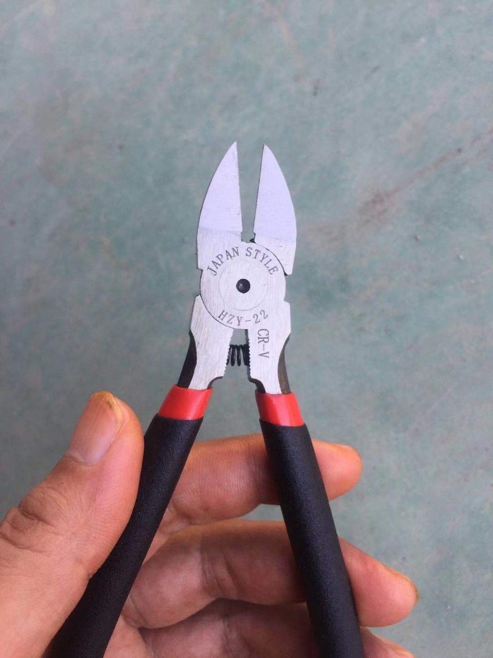 Fábrica al por mayor de 6 pulgadas grado industrial cromo vanadio acero de aleación de acero 55 correa de acero alicates de agua de manantial alicates de corte electrónico