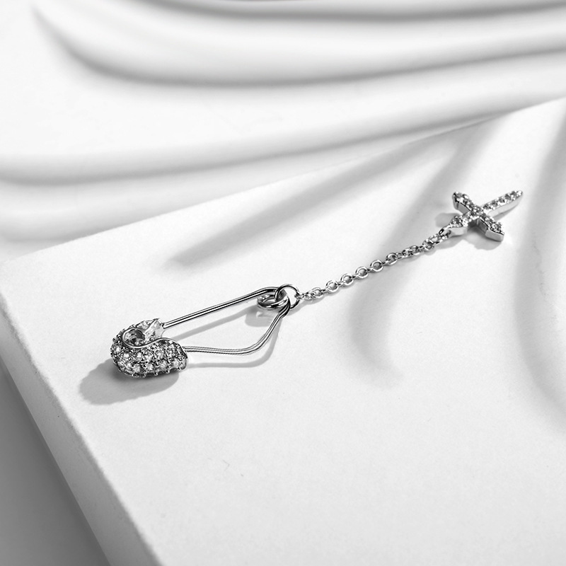 ¿ŷʯCROSSŮԼԲԳƱȦ 