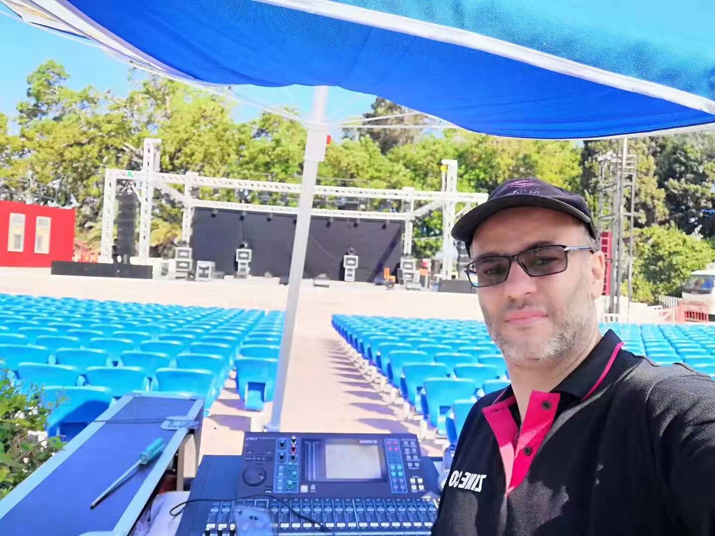 实力厂家直供铝合金灯光桁架 展览铝合金桁架 音响A字架