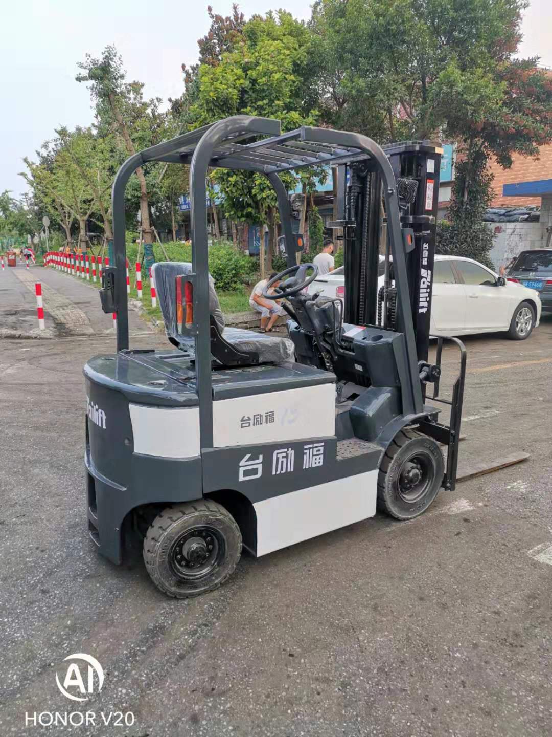 上海电动平衡重叉车合力旧电瓶高座椅叉车二手2.5吨四轮电动叉车