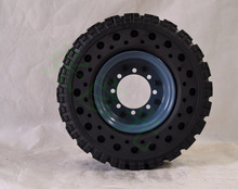 三吨叉车轮胎实心轮胎650-10/28x9-15减震带孔实心轮胎舒适散热快