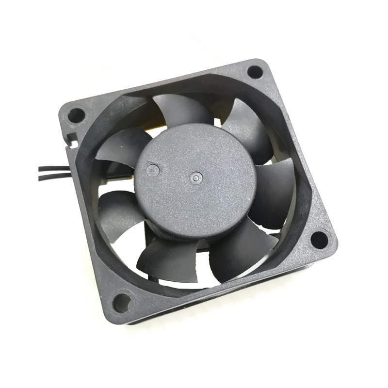 ����������ֱ�������ʪ��ɢ�ȷ���