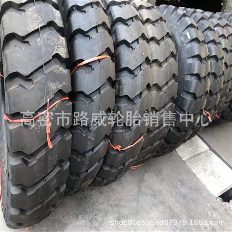 14.00-25 矿山宽体自卸车轮胎 工程轮胎E-3C花纹