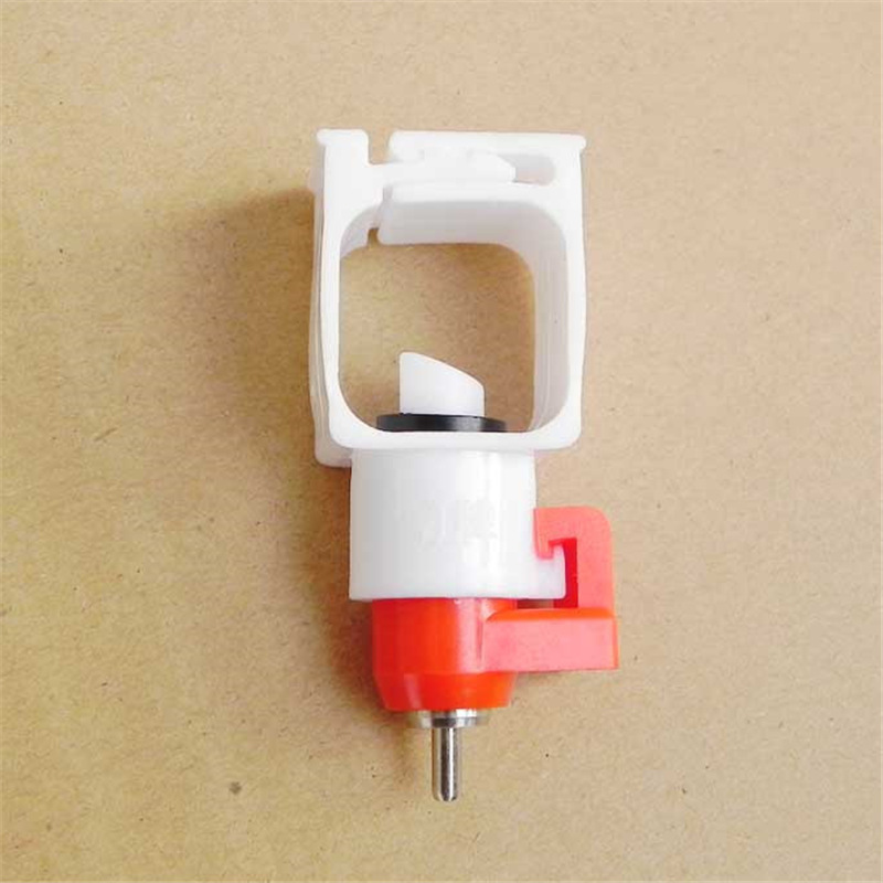 Bola de acero automático bebedor para la alimentación de pollo tarjeta válvula de bola pezón bebedor de pollo alimentación de agua automática
