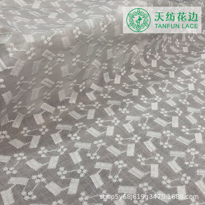 厂家直销绣花面料 服装辅料全棉绣花布镂空刺绣棉布花边蕾丝面料|ru