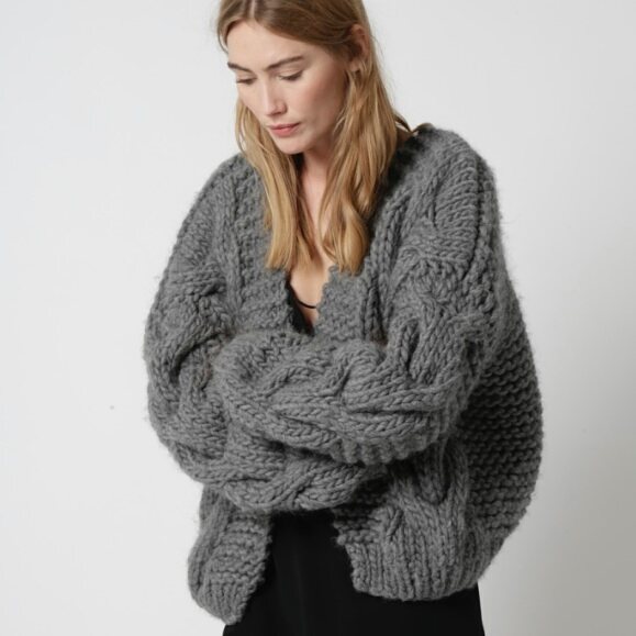 INS AliExpress European and American New Arrival Handmade Short Coat Twist Coarse Wool Cardigan Casual Loose Sweater for Women INS AliExpress European and American New Arrival Handmade Short Coat Twist Coarse Wool Cardigan Casual Loose Sweater for Women