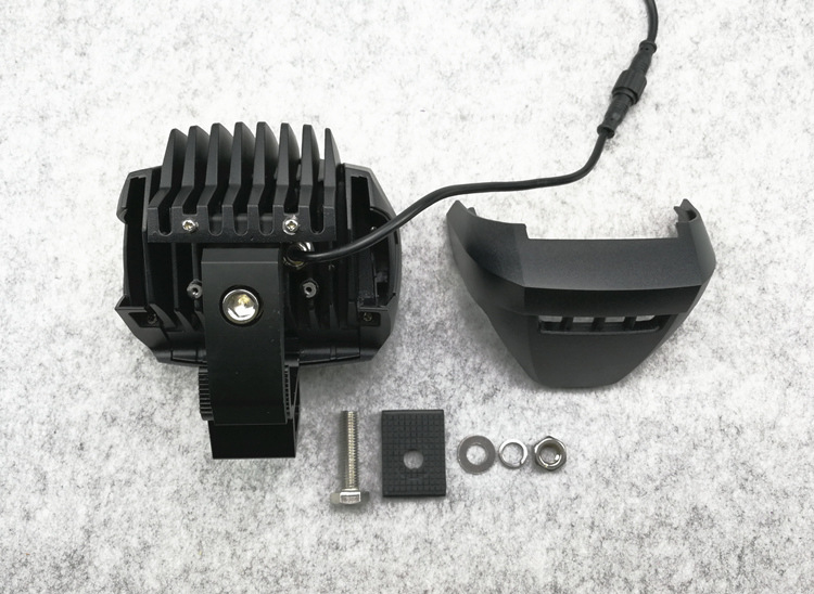 TB2FzLcfb1YBuNjSszeXXablFXa_!!