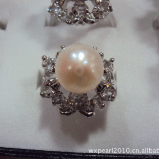 �̄նYƷ �����Ʒ��ԭ�a�����顿18K�׽�ɫ��ָHFY1801