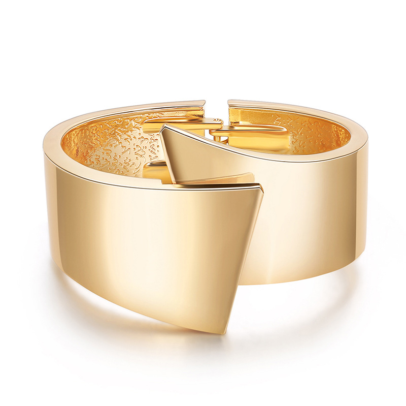 wide side spring open bracelet