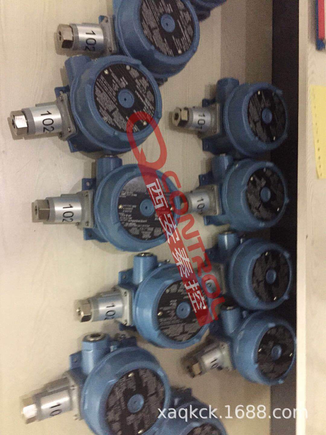 J120-706 美国UE压力控制器 UE防爆开关