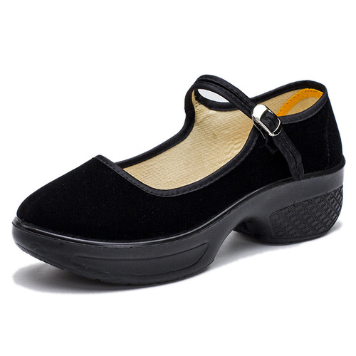 Women's Work Shoes Slip-on Soft Sole Non-slip Leather Shoes for Hotel Work and Dancing, Breathable and Non-slip Black Cloth Shoes