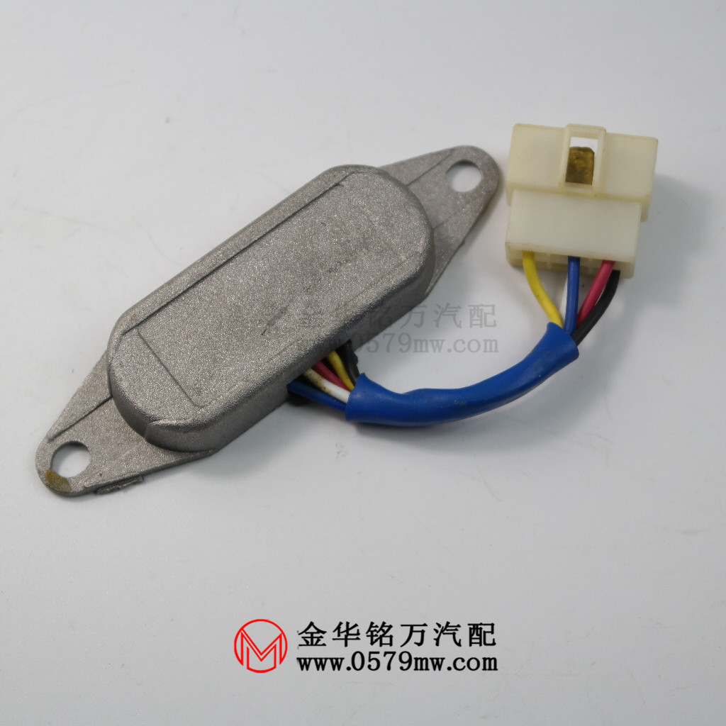 适用五菱、长安 发电机调节器 集成电路调节器 电子调节器[五插]|ms