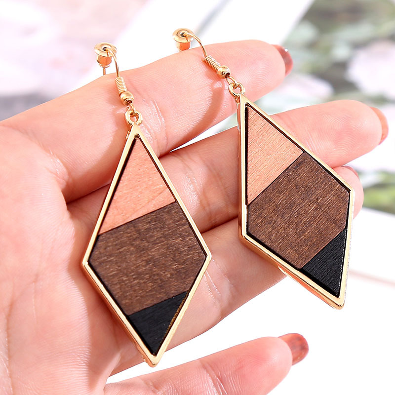 1 Pair Fashion Geometric Wood Handmade Women's Drop Earrings display picture 20