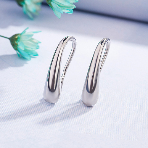 Korean style forest style small ear hook earrings for women to sleep in without taking them off, cool style personalized student simple jewelry