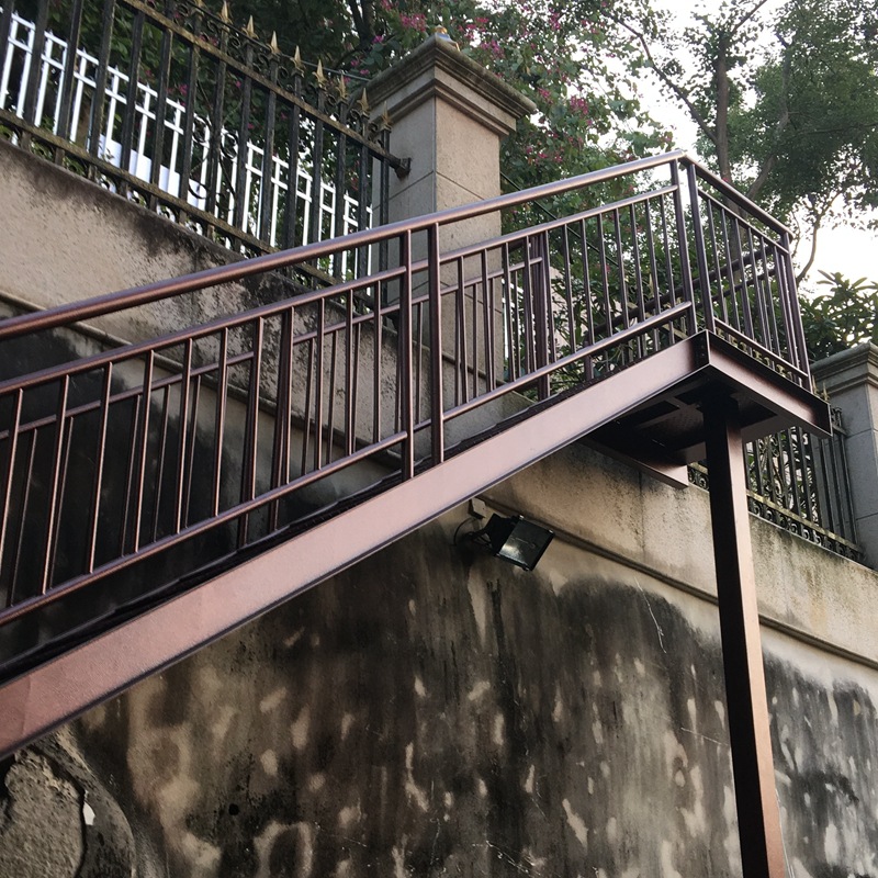 不锈钢室外楼梯制作