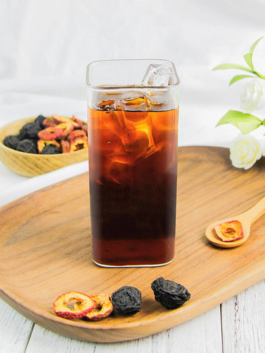 Crescent Real Plum Jelly High-Concentration Fruit Flavored Beverage, 1kg of Sour Plum Juice and Plum Jelly Ingredients