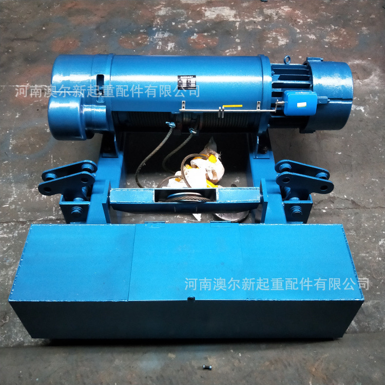 供应1t 2t  5t 10t低净空电动葫芦 低噪音运行式钢丝绳电动葫芦
