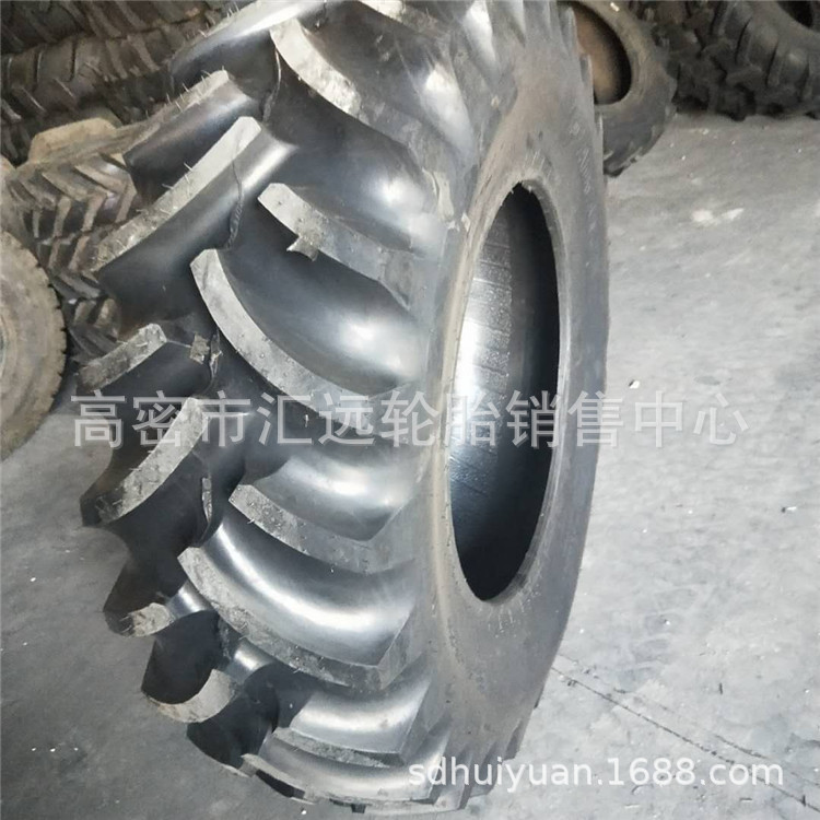 拖拉机轮胎 14.9-30 16.9-30 18.4-30 人字花纹农用轮胎
