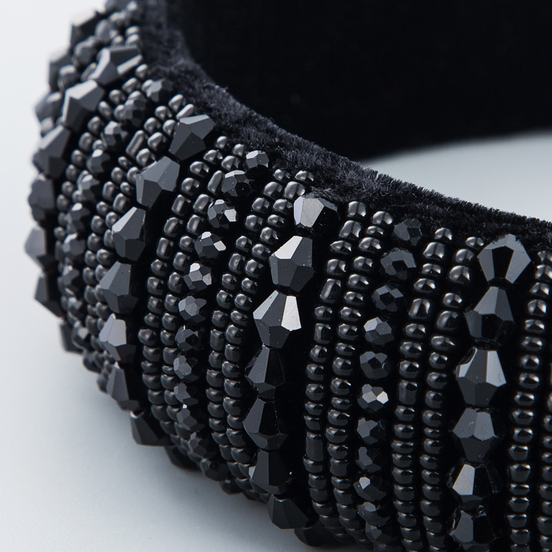 Headband Female High-end Simple Wide-brimmed Fashion Handmade Beaded Sponge With Black Crystal Headband display picture 4