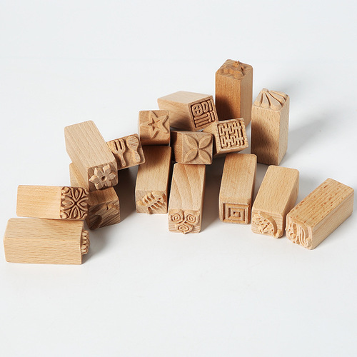 Ceramic wooden texture seal 16-piece set solid wood cartoon mooncake printing creative tools pottery clay mold seal
