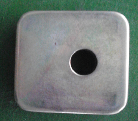 柴油发电机组 橡胶减震垫 专用减震垫 减震器 单孔减震垫 12*12cm