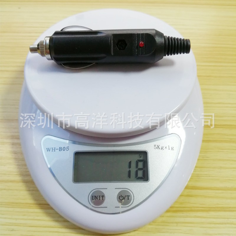 热销车充电源插头指示灯红光保险管12V5A美式汽车车载点烟器插头.jpg