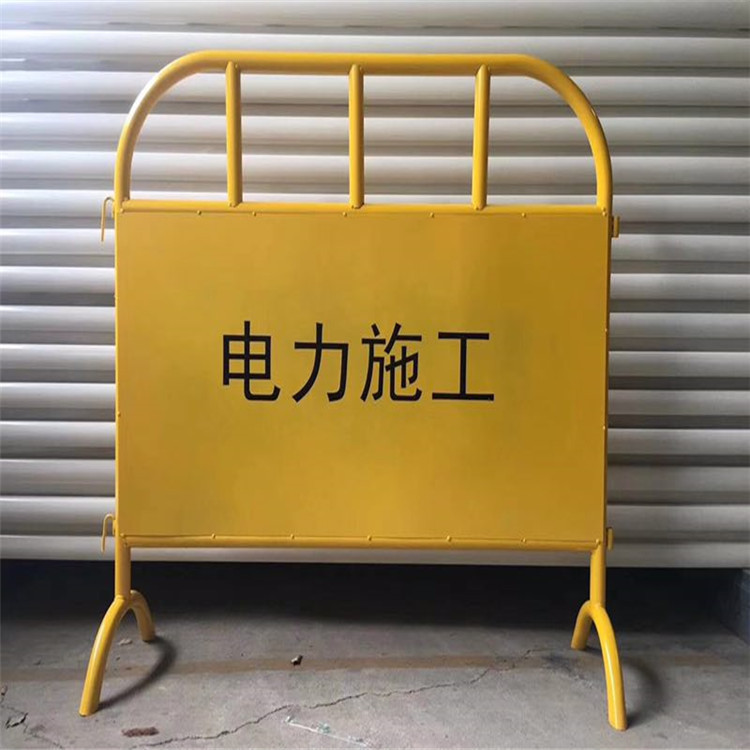 批发道路安全隔离移动黑黄铁马护栏警示临边护栏施工铁马护栏