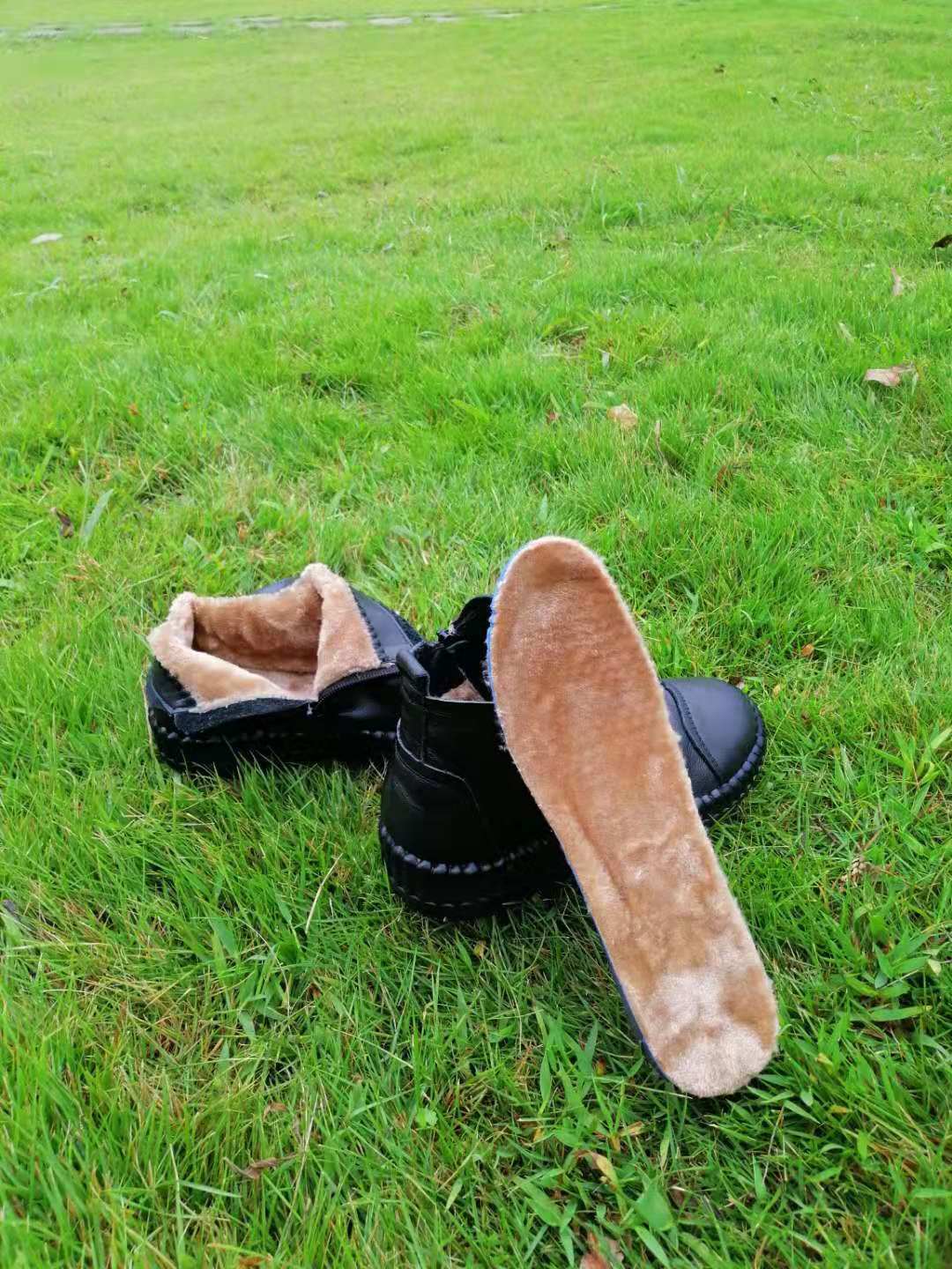 厂家直销2019新冬款真皮低跟短筒保暖靴女靴 雪地靴 支付一件代发